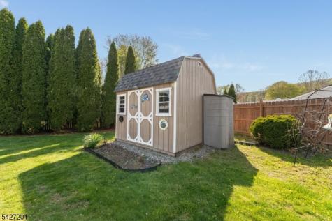 103 Carter Terrace Hackettstown NJ 07840