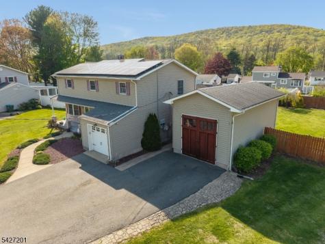 103 Carter Terrace Hackettstown NJ 07840