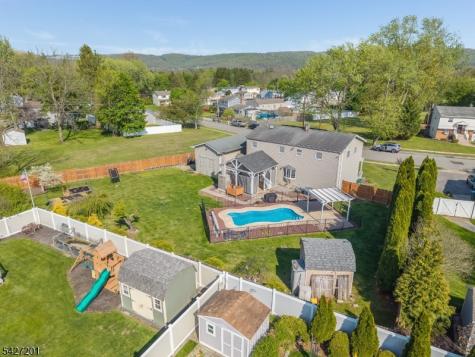 103 Carter Terrace Hackettstown NJ 07840