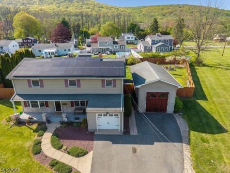 103 Carter Terrace Hackettstown NJ 07840