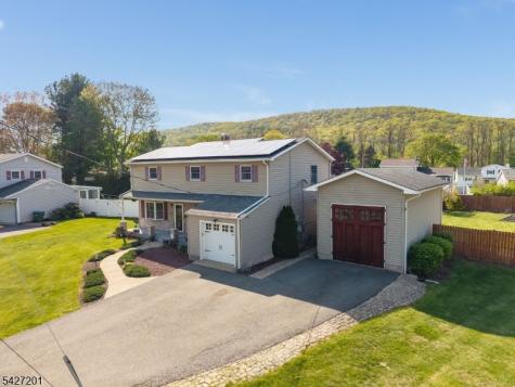 103 Carter Terrace Hackettstown NJ 07840