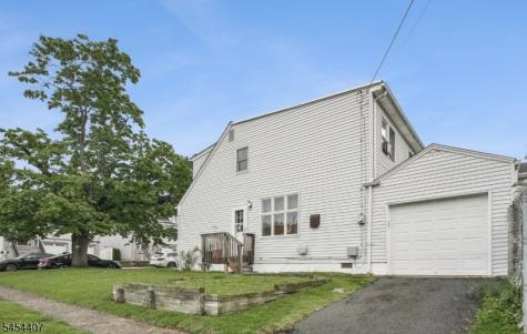 29 Henry Street Elmwood Park NJ 07407