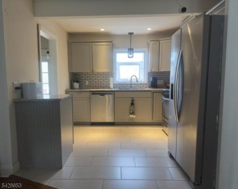 4 W Nelson Street Newton NJ 07860