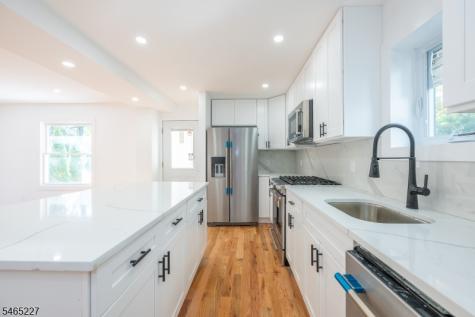 18 Meeker Street West Orange NJ 07052