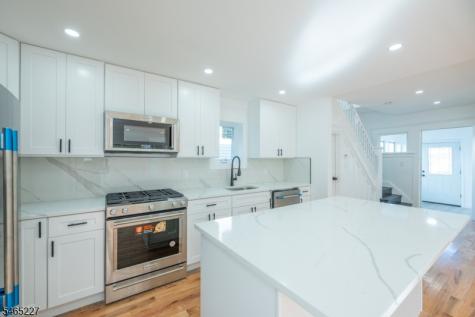 18 Meeker Street West Orange NJ 07052