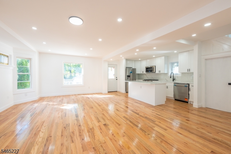 18 Meeker Street West Orange NJ 07052