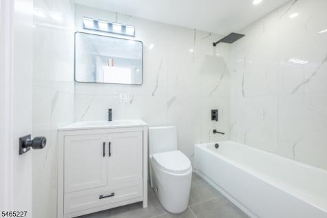 18 Meeker Street West Orange NJ 07052