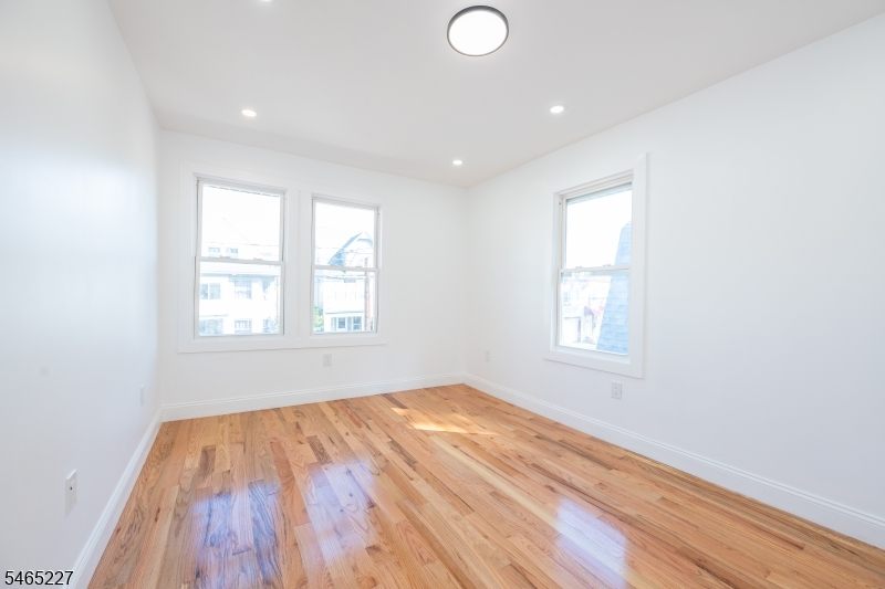 18 Meeker Street West Orange NJ 07052