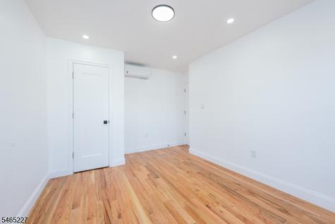 18 Meeker Street West Orange NJ 07052