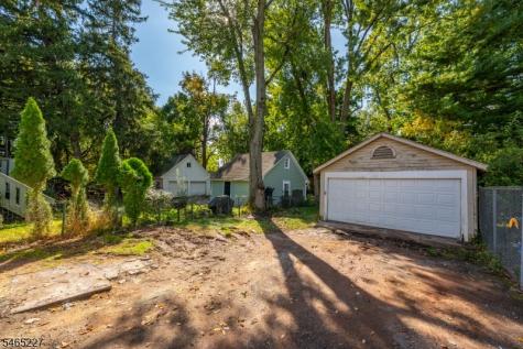 18 Meeker Street West Orange NJ 07052