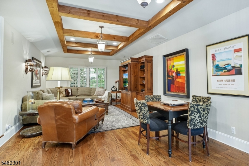 32 Stratford Drive Livingston NJ 07039