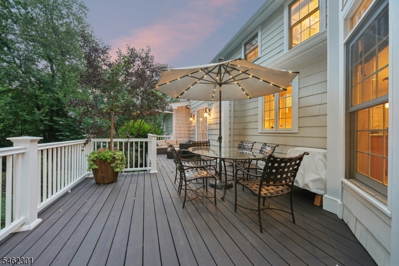 32 Stratford Drive Livingston NJ 07039