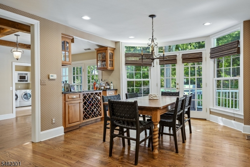 32 Stratford Drive Livingston NJ 07039