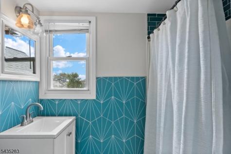 12 Calvin Avenue Lodi NJ 07644