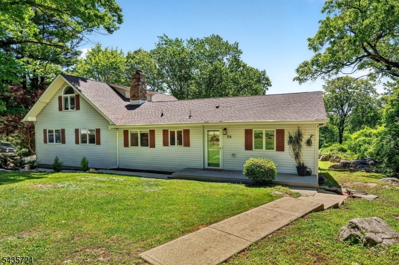 24 Skytop Road Washington NJ 07853