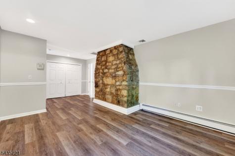 24 Skytop Road Washington NJ 07853