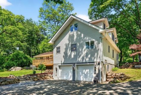 24 Skytop Road Washington NJ 07853