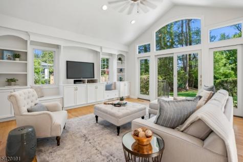 30 Winding Way Madison NJ 07940