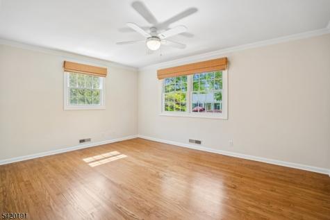 30 Winding Way Madison NJ 07940