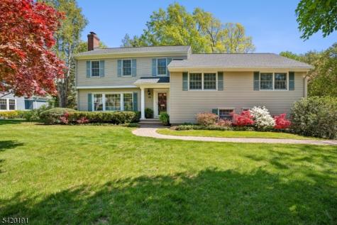 30 Winding Way Madison NJ 07940