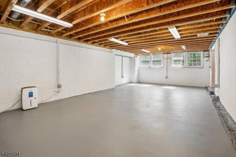 30 Winding Way Madison NJ 07940