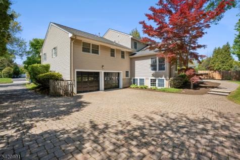 30 Winding Way Madison NJ 07940