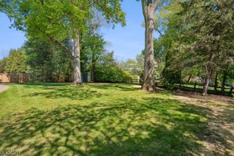 30 Winding Way Madison NJ 07940