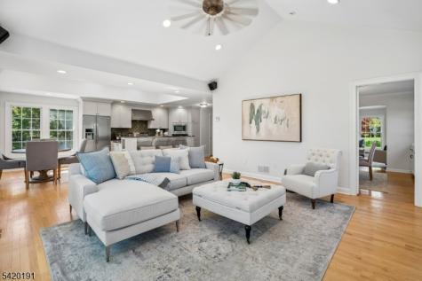 30 Winding Way Madison NJ 07940
