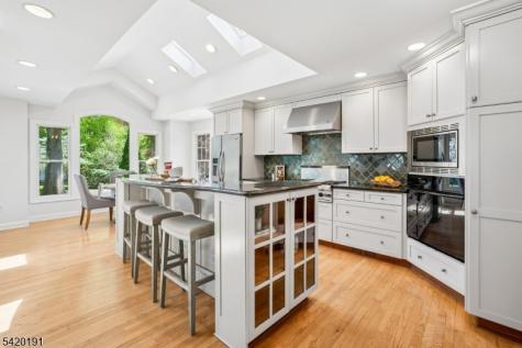 30 Winding Way Madison NJ 07940