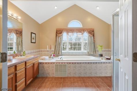 74 Kelly Way South Brunswick NJ 08852