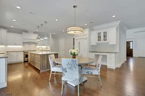 16 Exeter Road Millburn NJ 07078