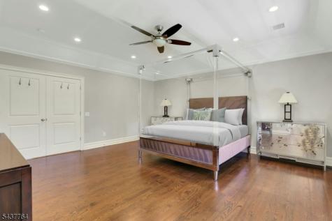 16 Exeter Road Millburn NJ 07078