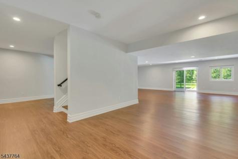 16 Exeter Road Millburn NJ 07078