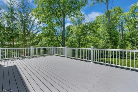 16 Exeter Road Millburn NJ 07078