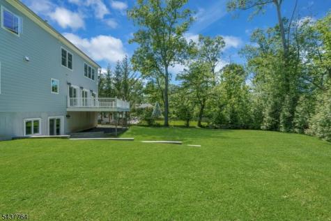 16 Exeter Road Millburn NJ 07078
