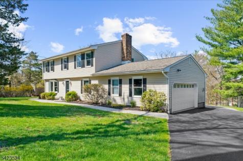 20 Cedar Grove Road Clinton NJ 08801