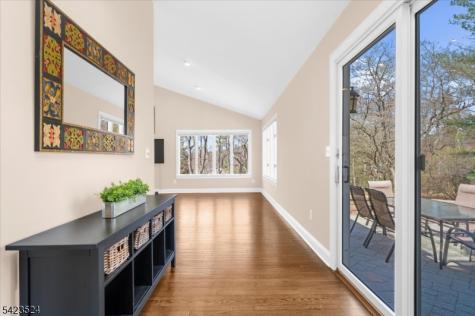20 Cedar Grove Road Clinton NJ 08801