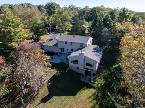 20 Cedar Grove Road Clinton NJ 08801