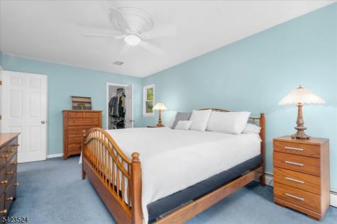 20 Cedar Grove Road Clinton NJ 08801