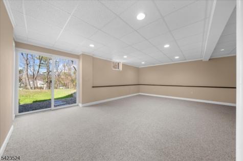 20 Cedar Grove Road Clinton NJ 08801