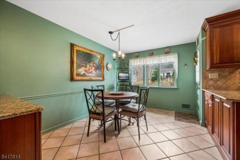 39 Gallinson Drive Berkeley Heights NJ 07974