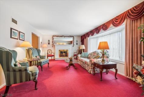39 Gallinson Drive Berkeley Heights NJ 07974