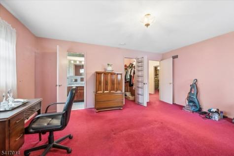39 Gallinson Drive Berkeley Heights NJ 07974