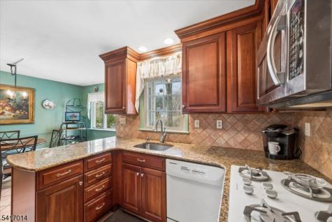 39 Gallinson Drive Berkeley Heights NJ 07974