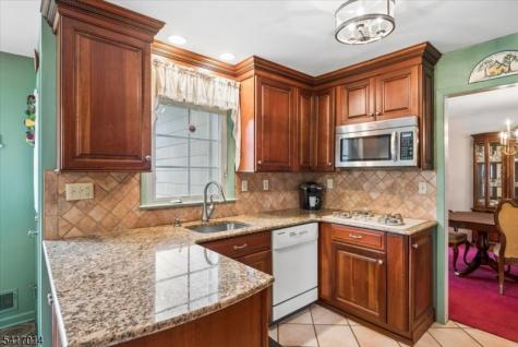 39 Gallinson Drive Berkeley Heights NJ 07974