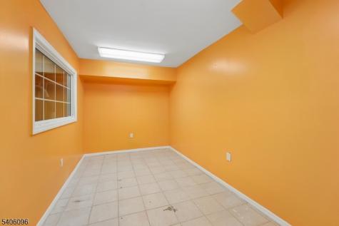 9 Chipwood Lane North Brunswick NJ 08902