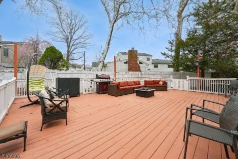 9 Chipwood Lane North Brunswick NJ 08902