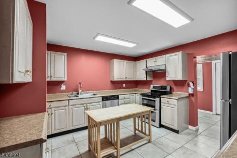 100 Homecrest Avenue Ewing NJ 08638