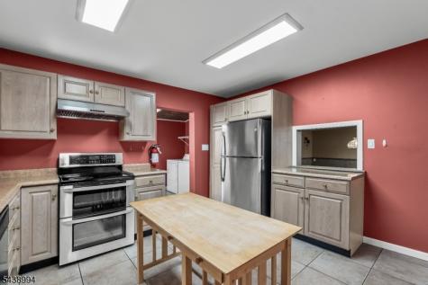 100 Homecrest Avenue Ewing NJ 08638