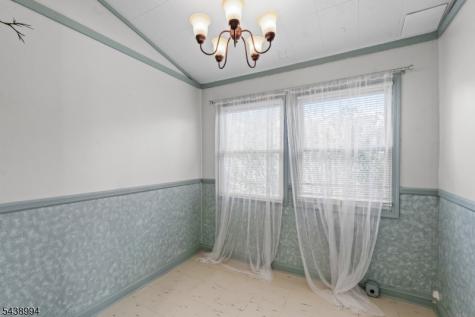 100 Homecrest Avenue Ewing NJ 08638